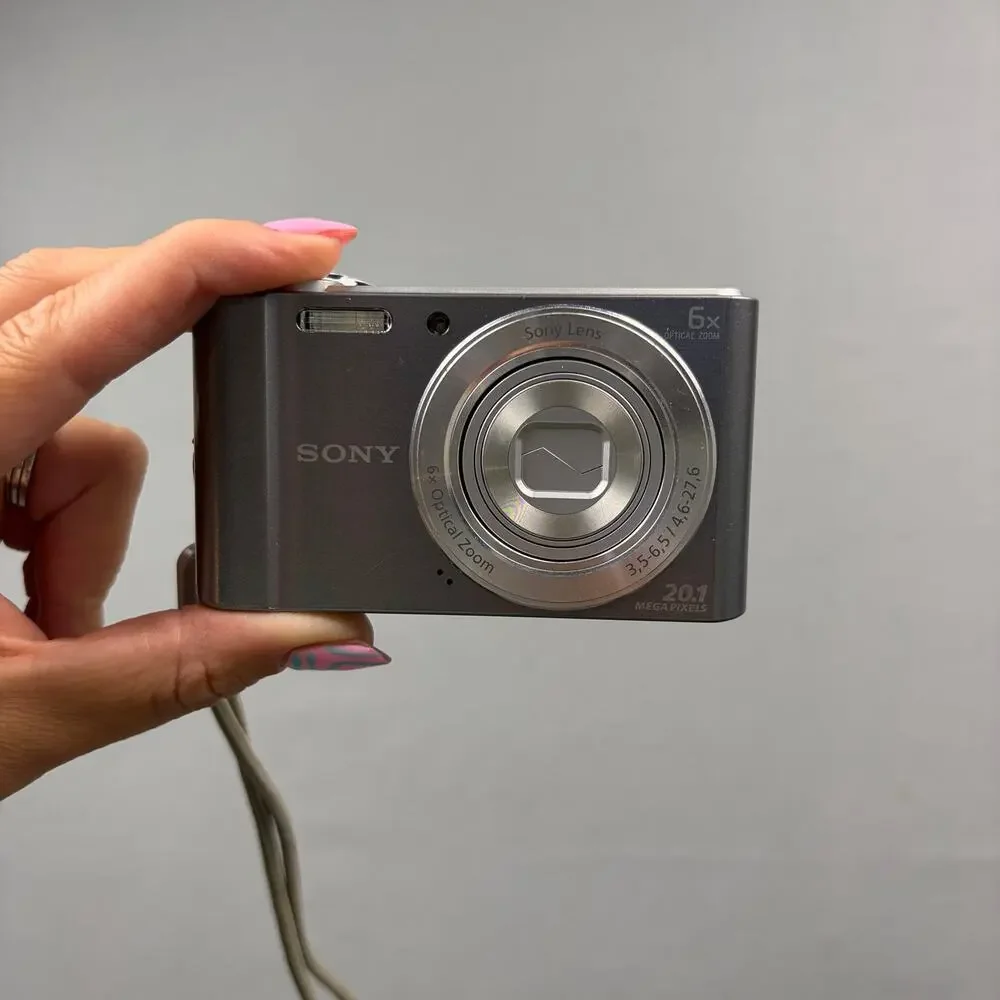 Y2K Sony Cyber Shot Digital Camera DSC-W810 Steady Shot 20.1 MP Bundle